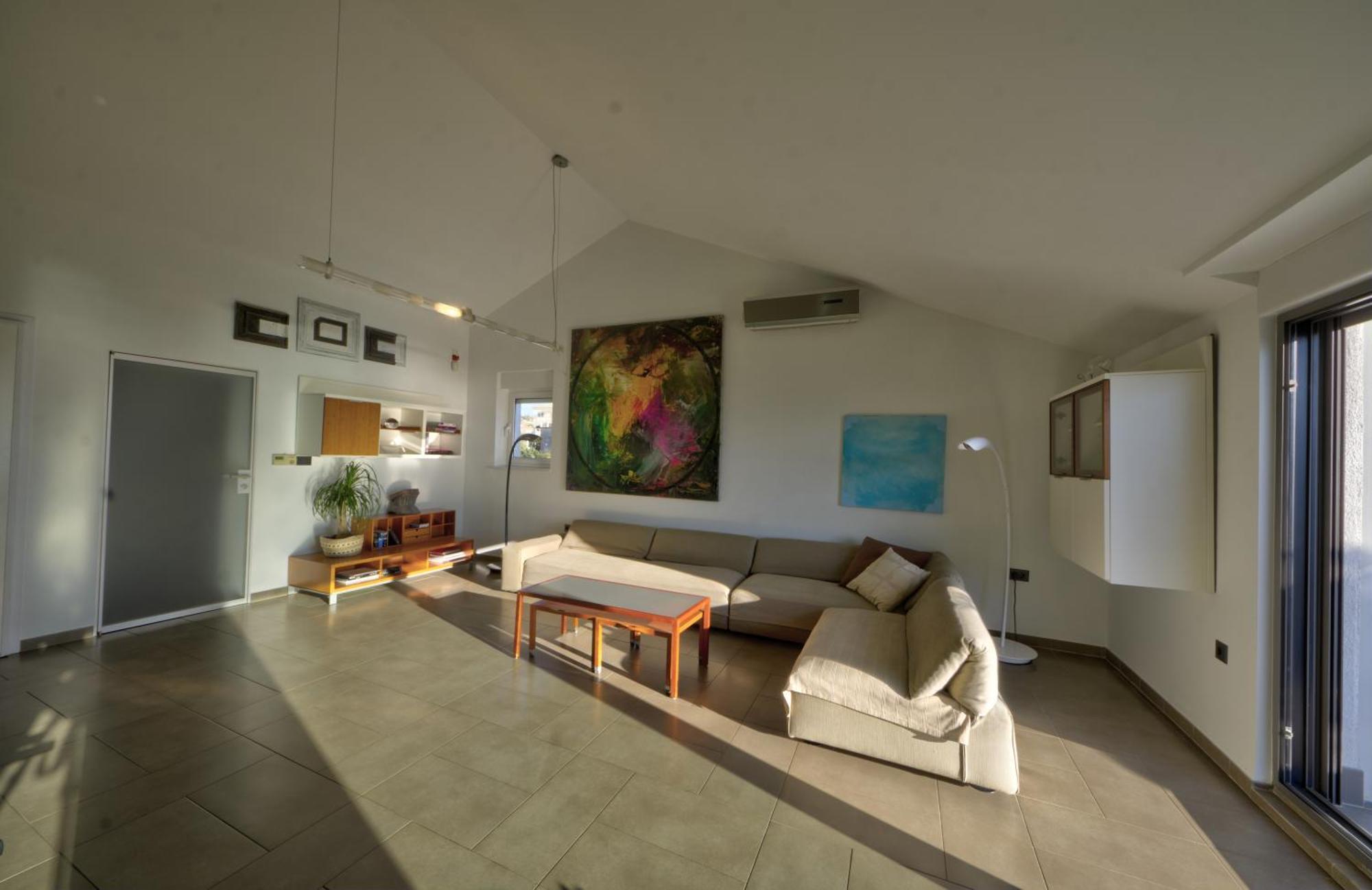 Penthouse Belvedere City View With Private Parking Rijeka Exterior photo